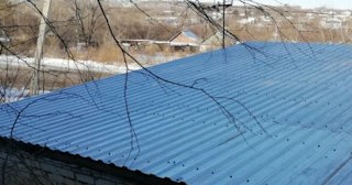 Демонтаж поликарбоната с крыши в Ахтубинске - услуги по доступной цене от 624 рублей
