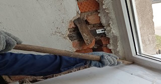 Демонтаж оконных откосов по выгодной цене от 520 руб. в Ахтубинске - Сварной-Хтб